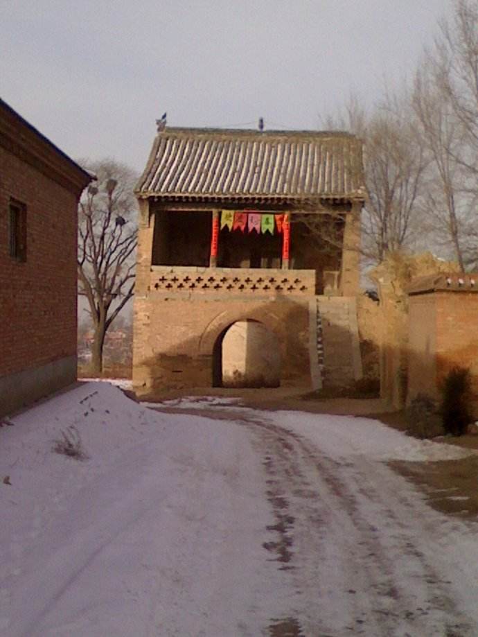 正大制管到道東堡鄉道東堡村進行幫扶對接工作 正大制管到道東堡鄉道東堡村進行幫扶對接工作